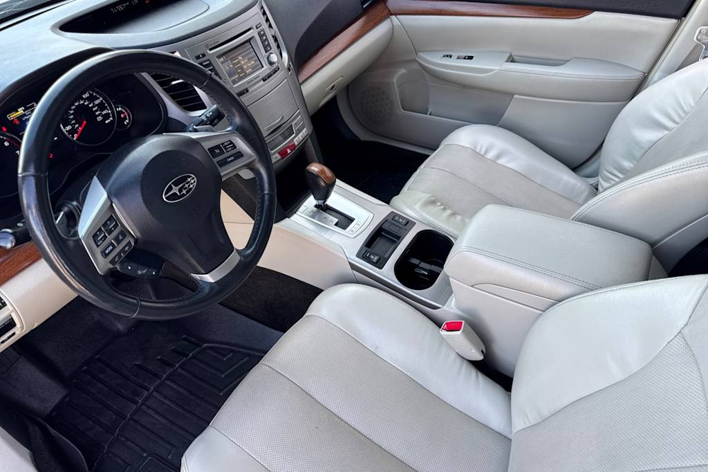 Thumbnail: 2014 Subaru Outback - 8