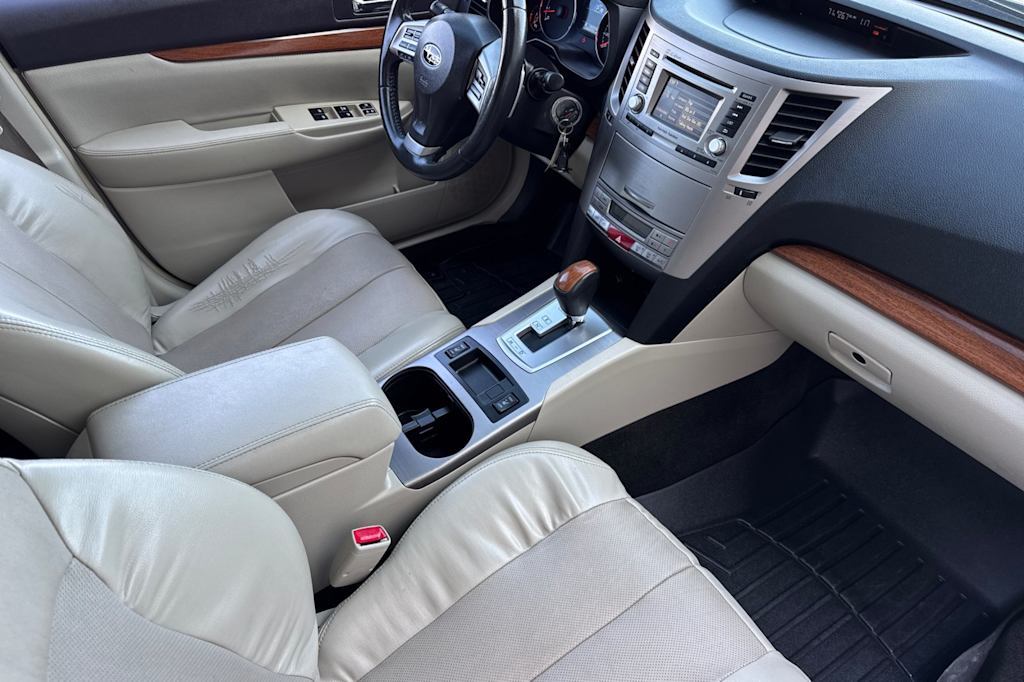 Thumbnail: 2014 Subaru Outback - 12