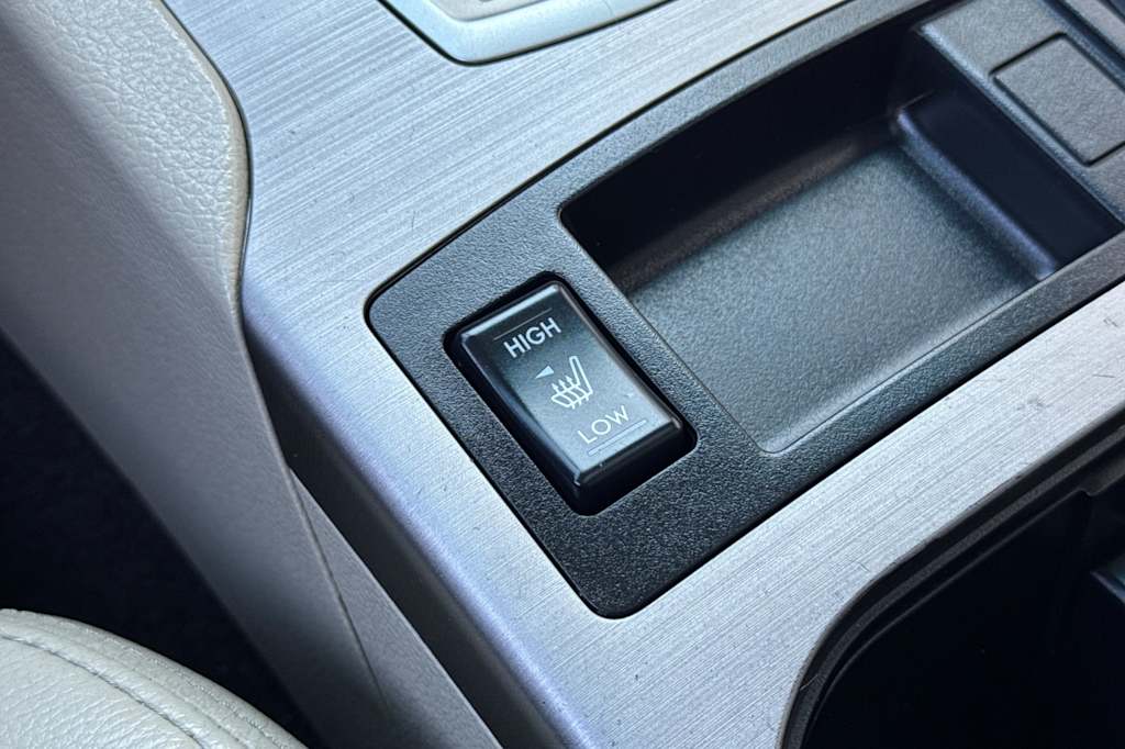 Thumbnail: 2014 Subaru Outback - 28