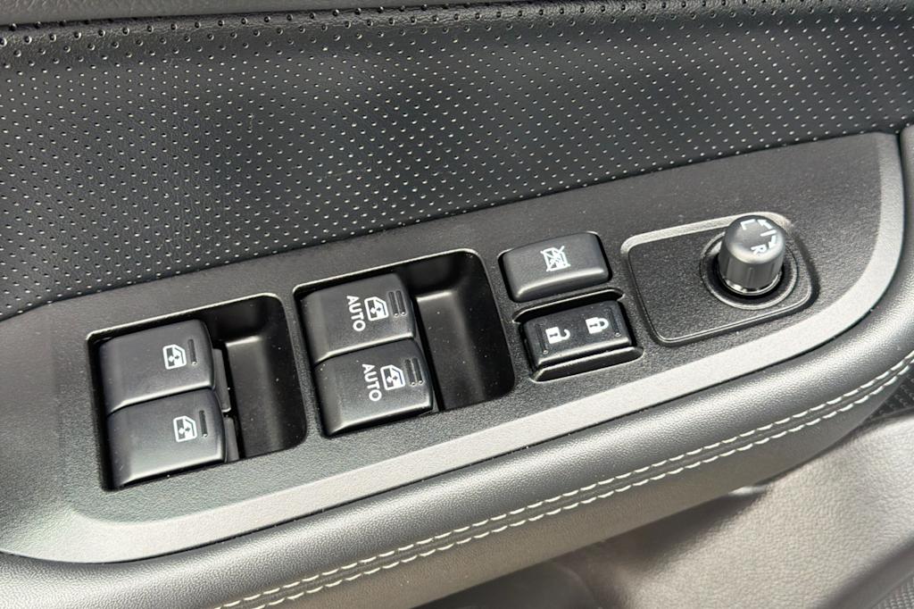 Thumbnail: 2017 Subaru Outback - 21