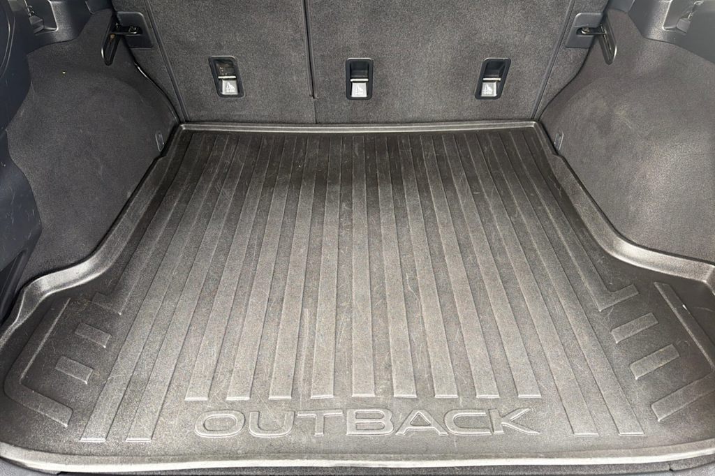 Thumbnail: 2017 Subaru Outback - 15