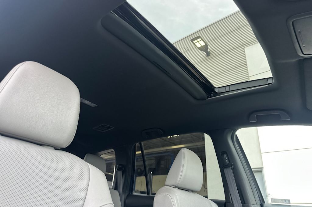 Thumbnail: 2022 Honda Passport - 22