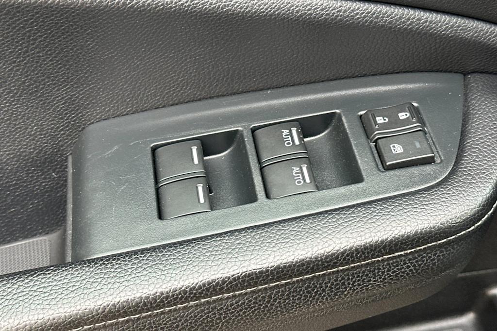 Thumbnail: 2022 Honda Passport - 21