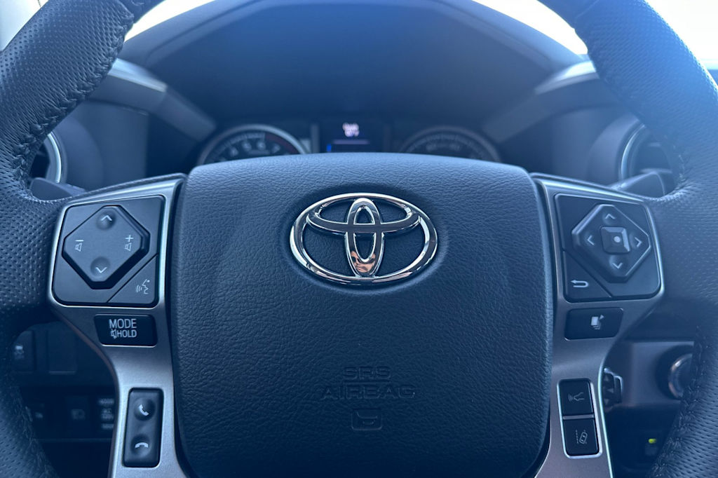 Thumbnail: 2021 Toyota Tacoma - 25