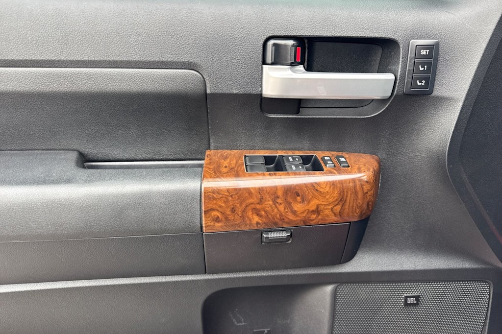 Thumbnail: 2013 Toyota Tundra - 19