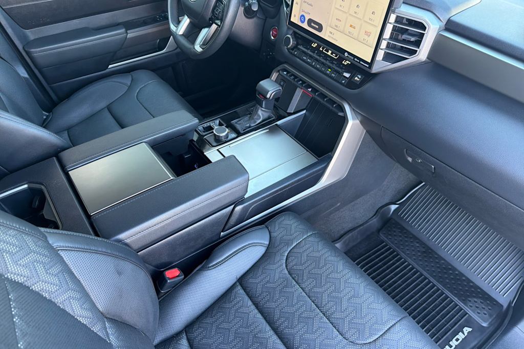 Thumbnail: 2023 Toyota Sequoia - 11