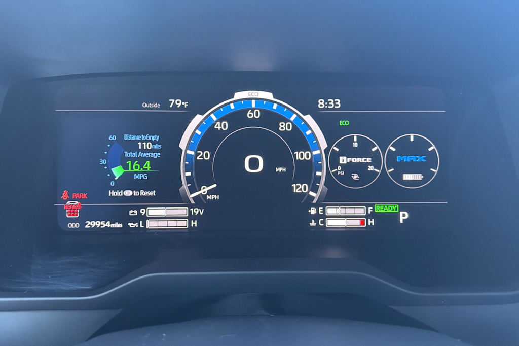 Thumbnail: 2023 Toyota Sequoia - 15