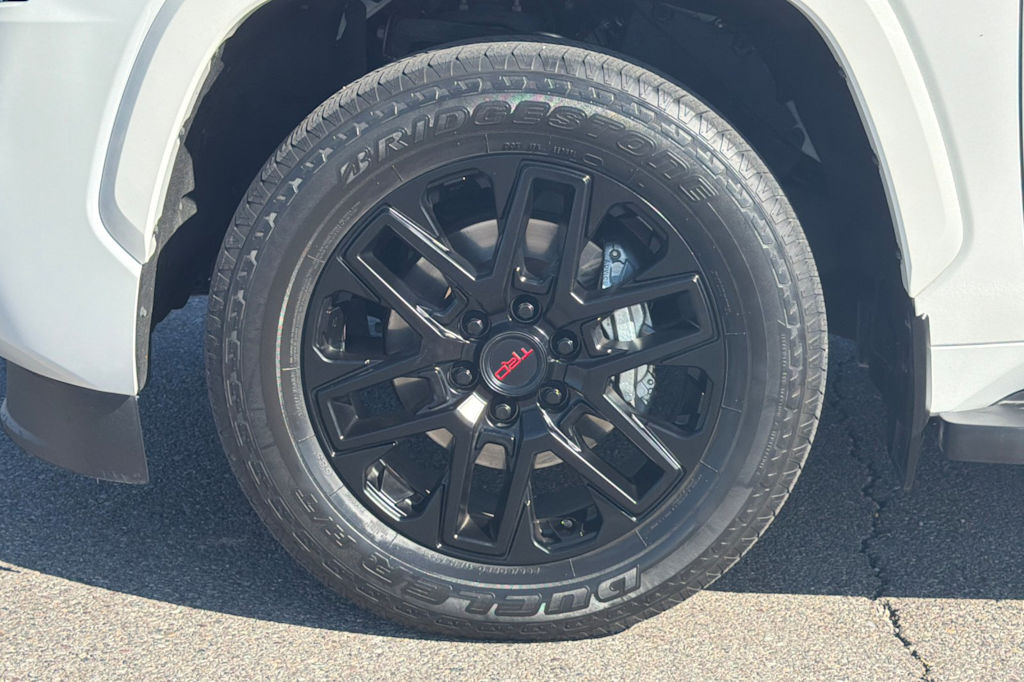 Thumbnail: 2023 Toyota Sequoia - 8