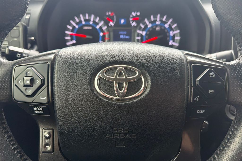 Thumbnail: 2017 Toyota 4Runner - 24