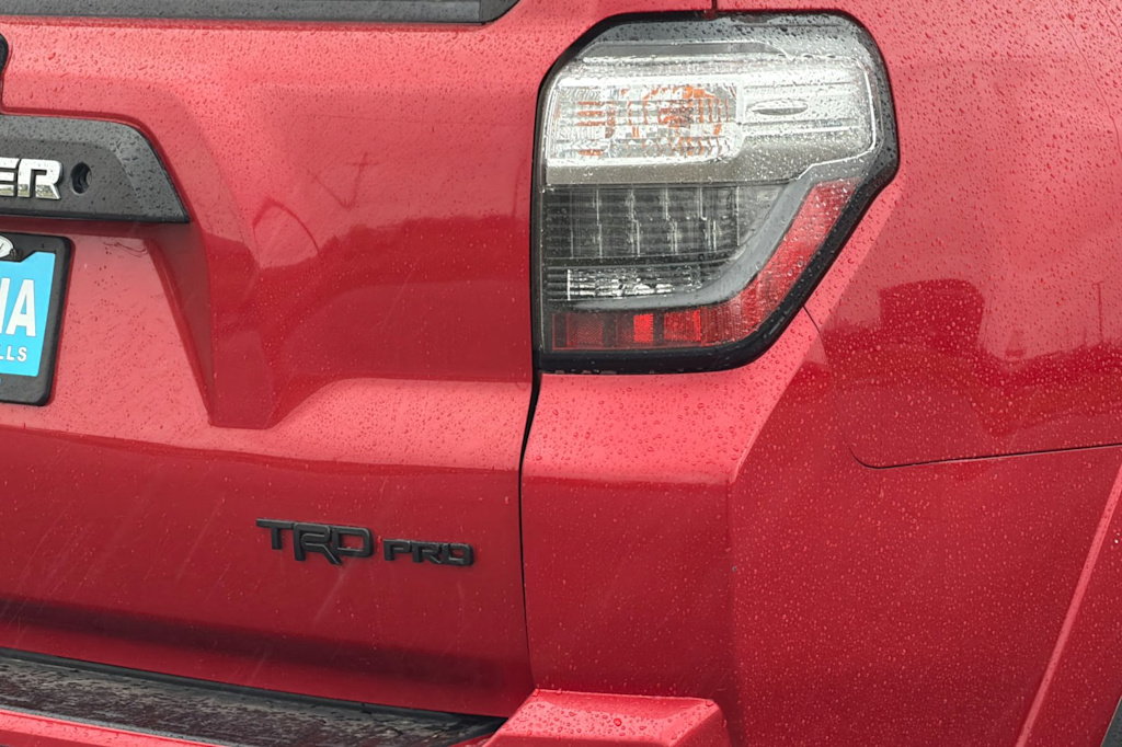 Thumbnail: 2017 Toyota 4Runner - 25