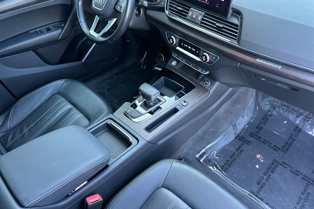 Thumbnail: 2021 Audi Q5 - 11