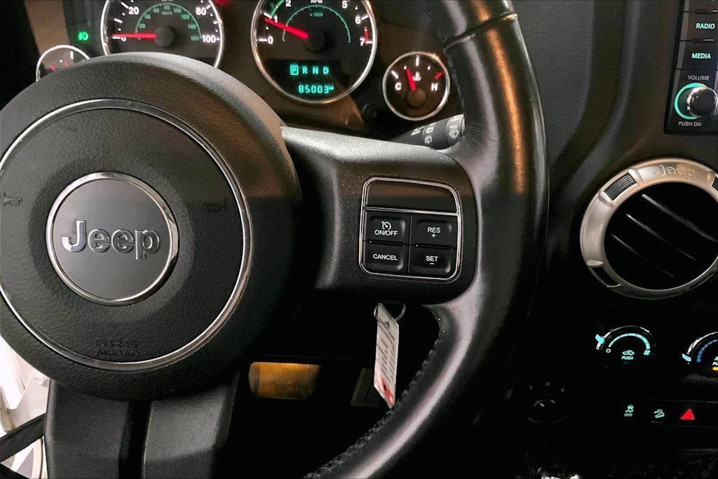Thumbnail: 2018 Jeep Wrangler - 21