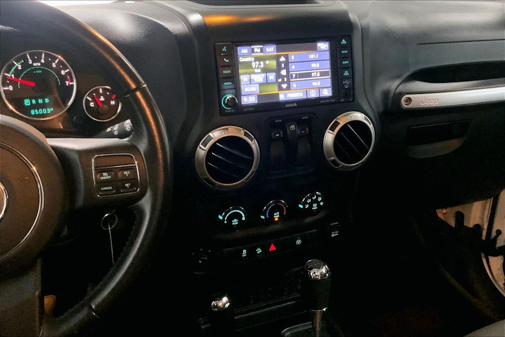 Thumbnail: 2018 Jeep Wrangler - 11