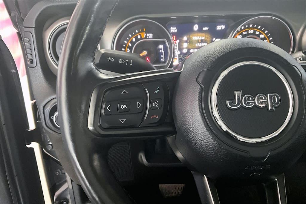Thumbnail: 2018 Jeep Wrangler - 21