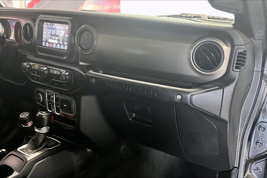 Thumbnail: 2018 Jeep Wrangler - 20