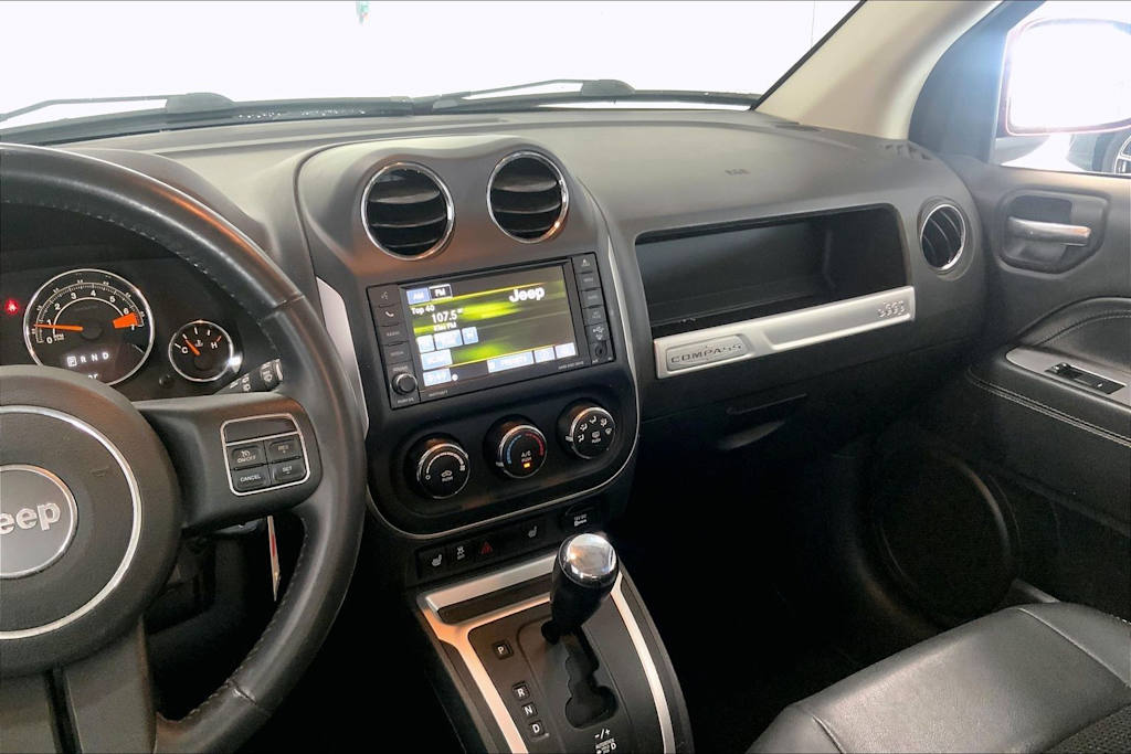 Thumbnail: 2014 Jeep Compass - 14