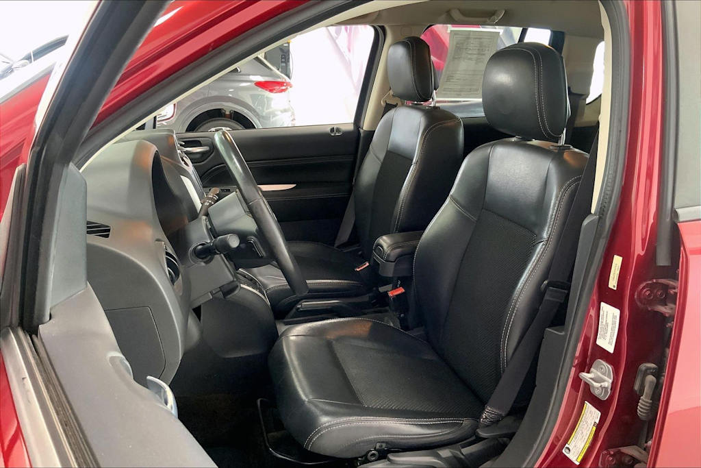 Thumbnail: 2014 Jeep Compass - 10