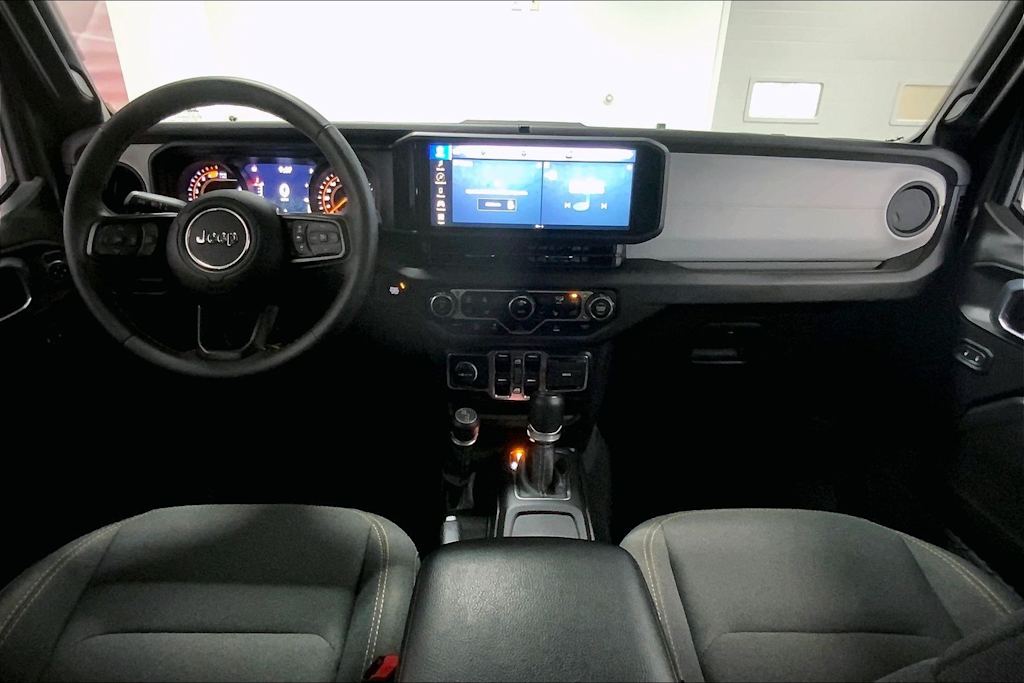 Thumbnail: 2024 Jeep Wrangler - 8