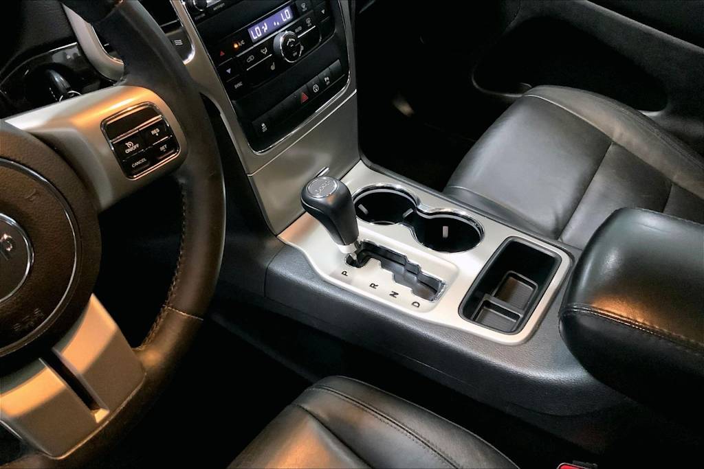 Thumbnail: 2013 Jeep Grand Cherokee - 15