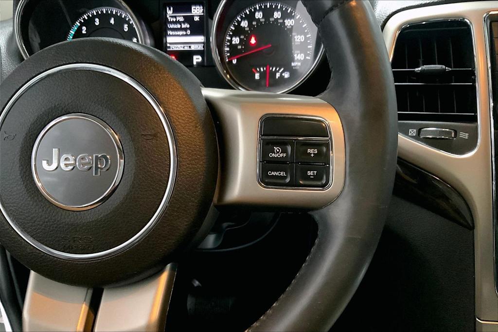 Thumbnail: 2013 Jeep Grand Cherokee - 22