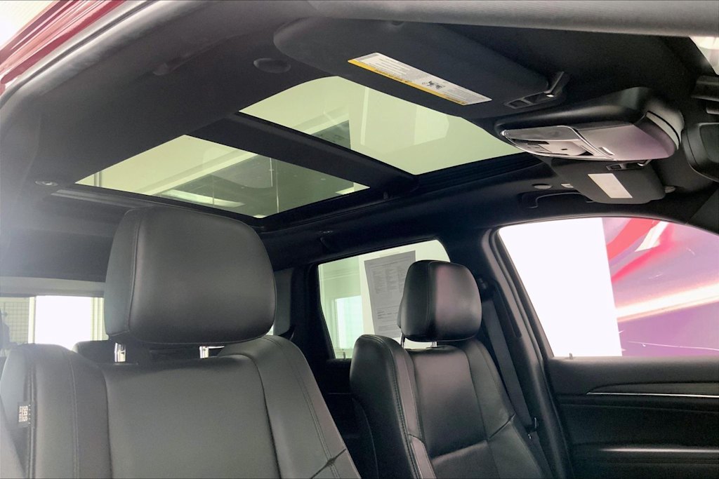 Thumbnail: 2020 Jeep Grand Cherokee - 28
