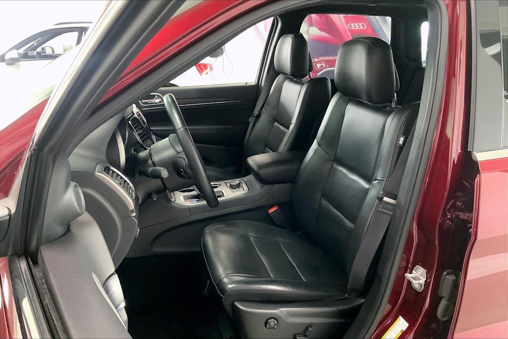 Thumbnail: 2020 Jeep Grand Cherokee - 10