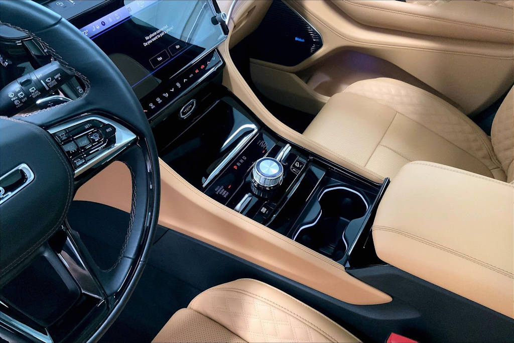 Thumbnail: 2026 Jeep Grand Cherokee - 15