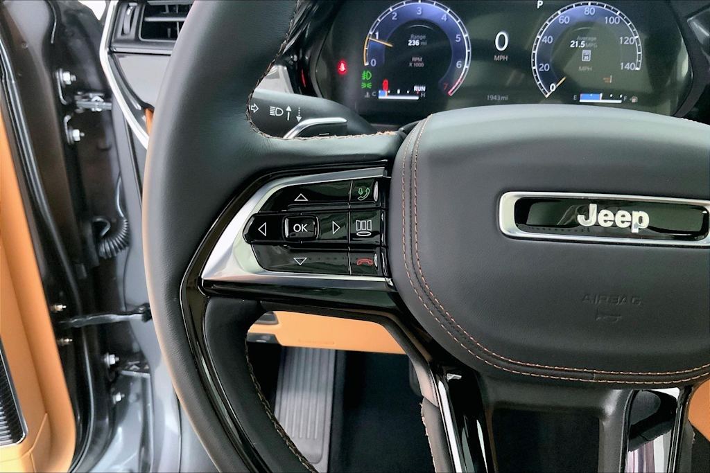 Thumbnail: 2026 Jeep Grand Cherokee - 21