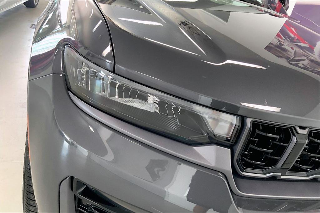 Thumbnail: 2026 Jeep Grand Cherokee - 28