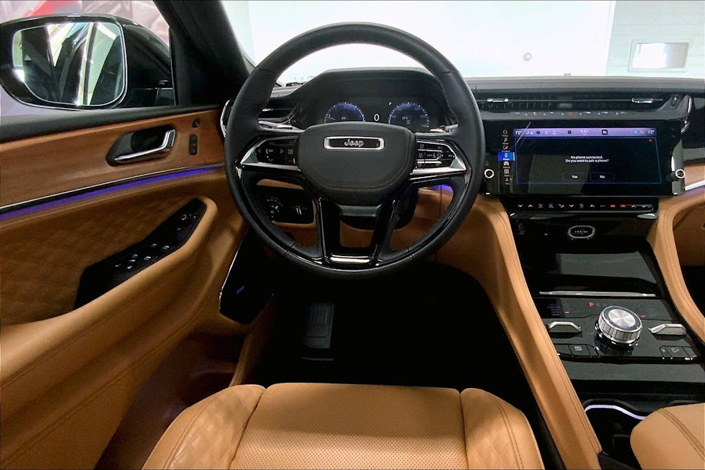 Thumbnail: 2026 Jeep Grand Cherokee - 12
