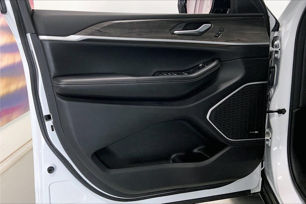 2021 Jeep Grand Cherokee L Limited Edition 27