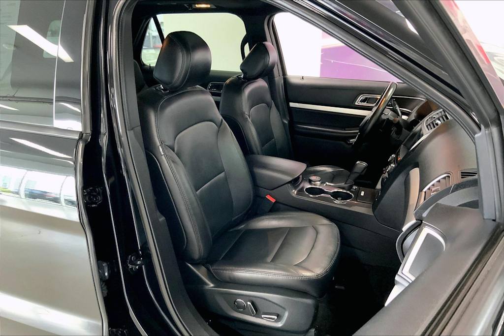 Thumbnail: 2017 Ford Explorer - 10