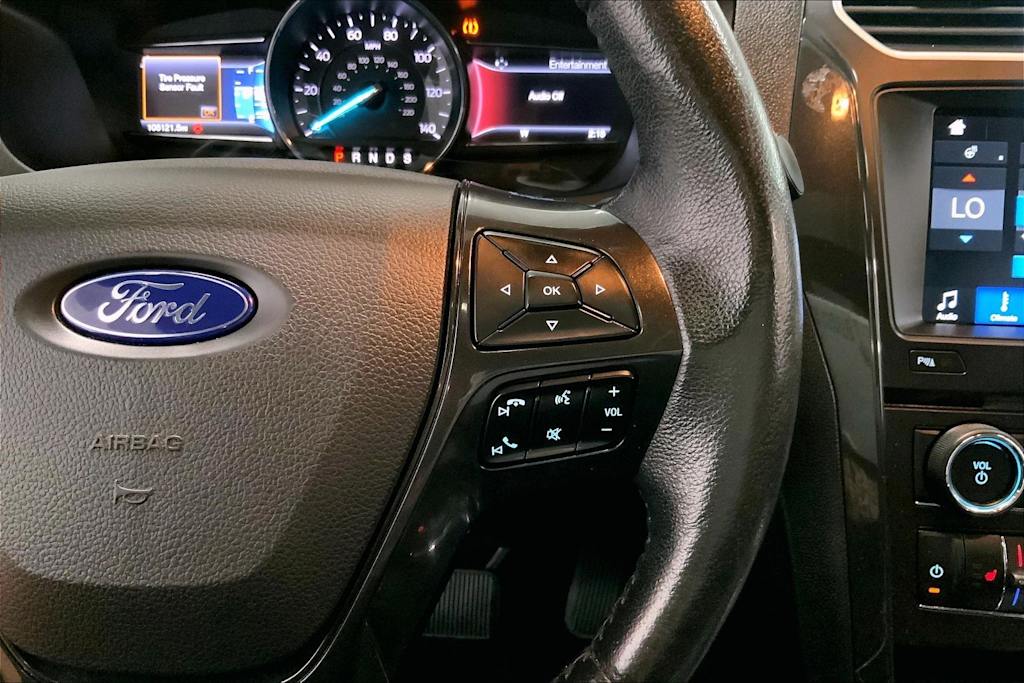 Thumbnail: 2017 Ford Explorer - 23