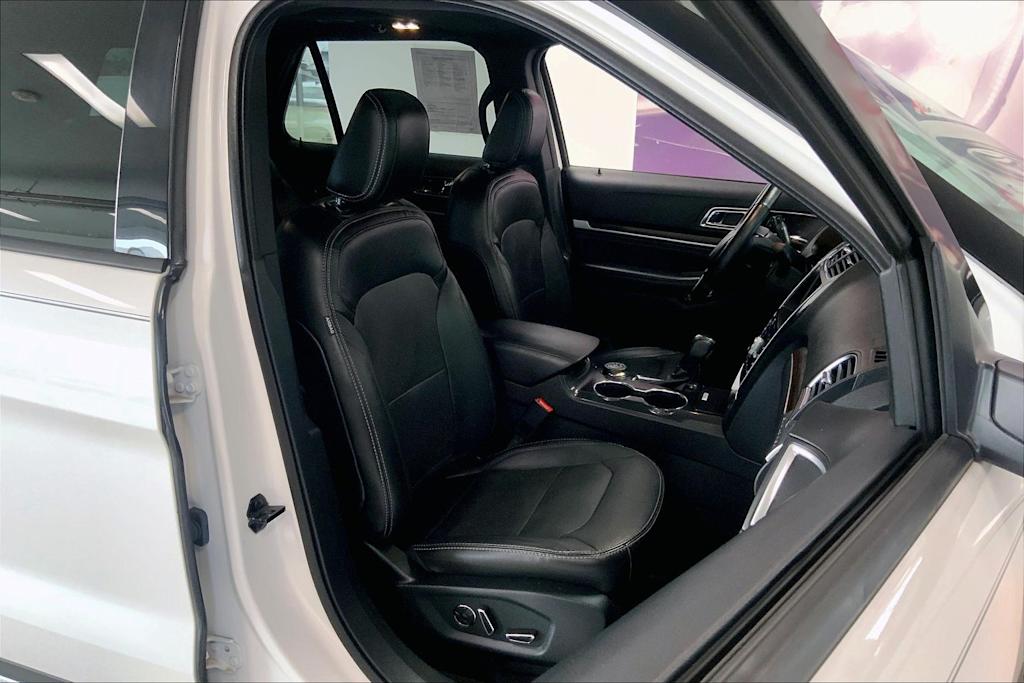 Thumbnail: 2018 Ford Explorer - 11