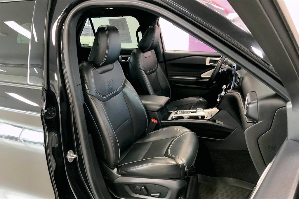 Thumbnail: 2022 Ford Explorer - 10
