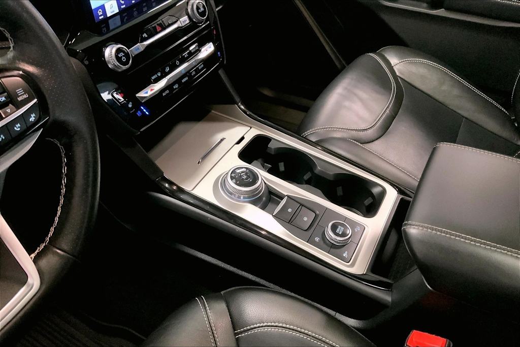 Thumbnail: 2022 Ford Explorer - 15