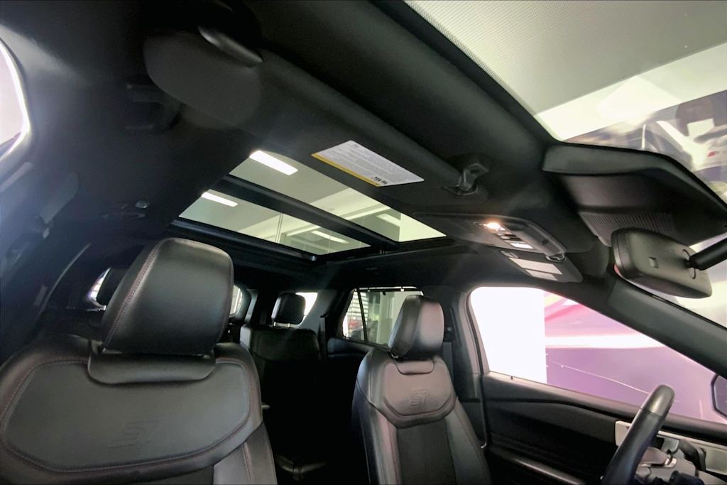 Thumbnail: 2022 Ford Explorer - 28