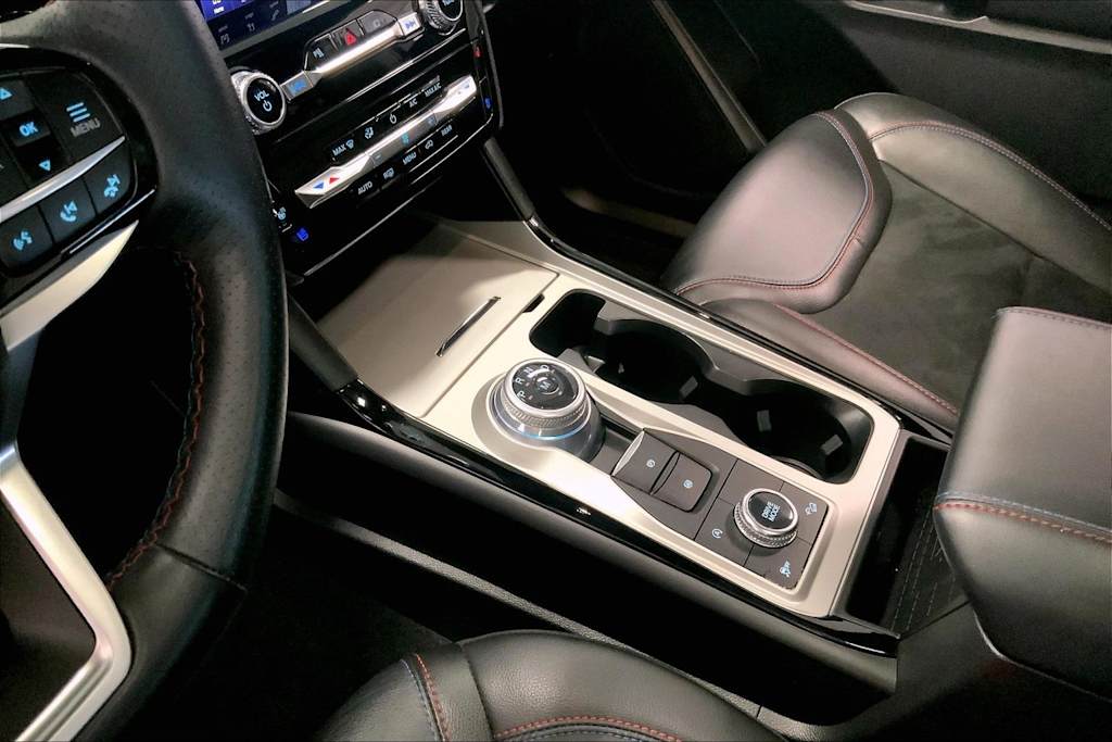 Thumbnail: 2022 Ford Explorer - 15