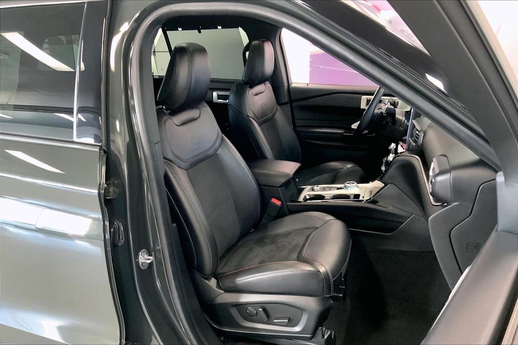 Thumbnail: 2022 Ford Explorer - 10
