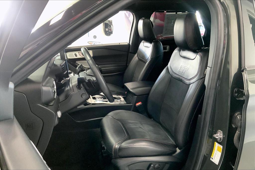 Thumbnail: 2022 Ford Explorer - 9