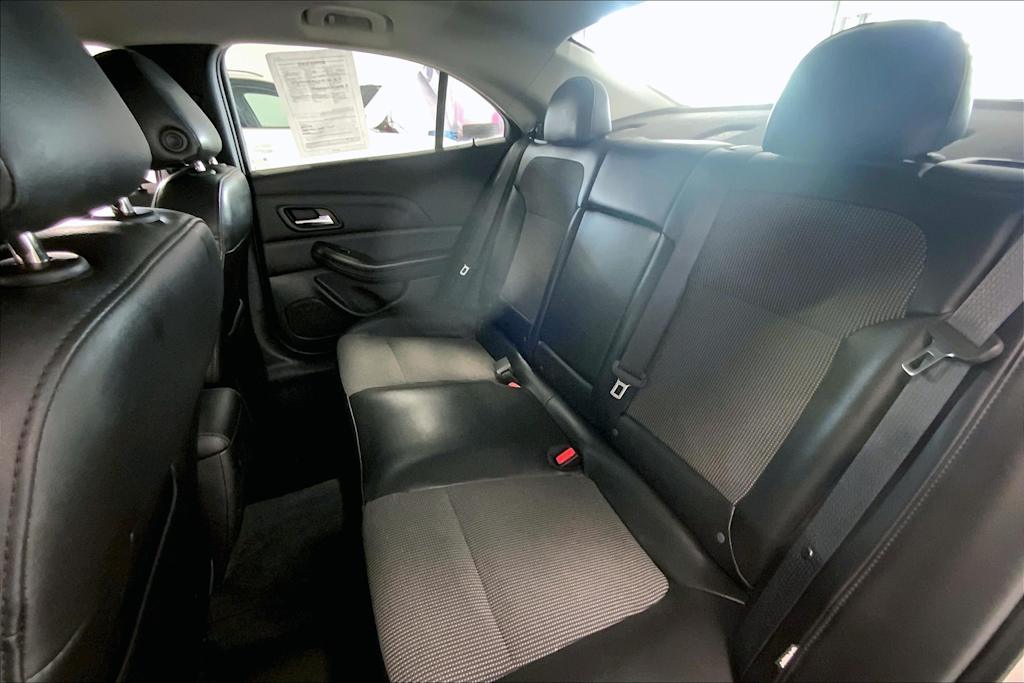 2015 Chevrolet Malibu LT 28
