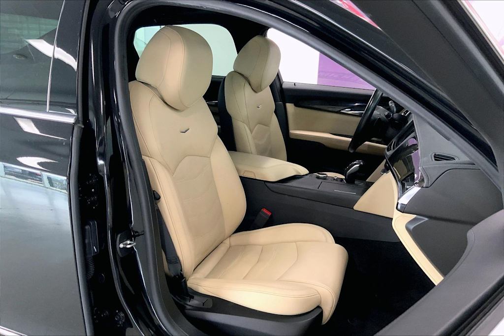 Thumbnail: 2019 Cadillac CT6 - 11