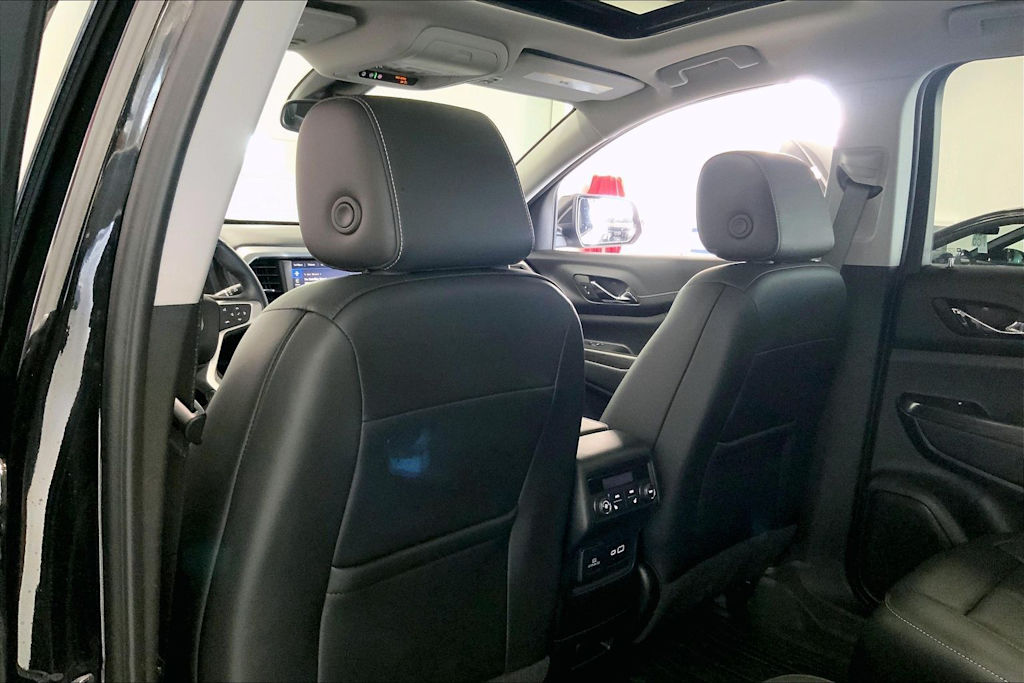 Thumbnail: 2023 GMC Acadia - 10