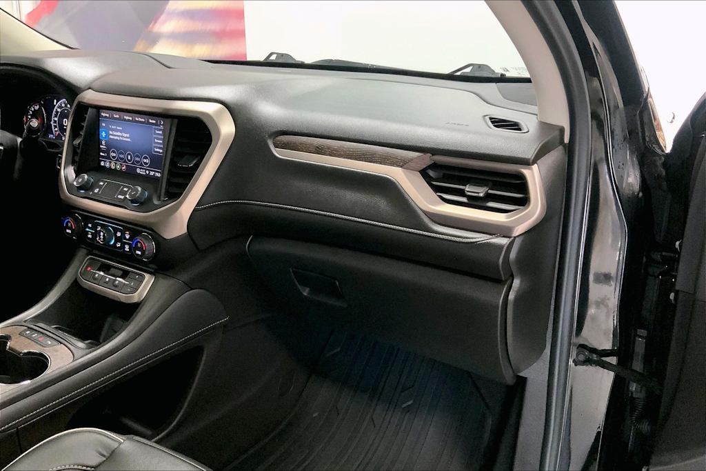 Thumbnail: 2022 GMC Acadia - 13