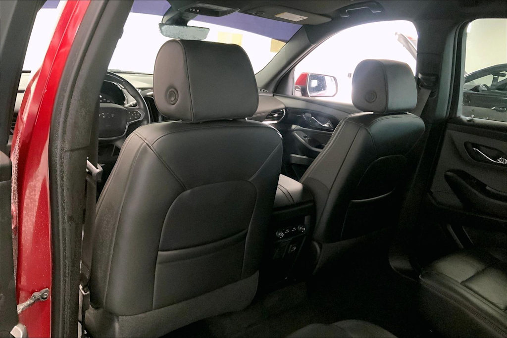 Thumbnail: 2023 Chevrolet Traverse - 12