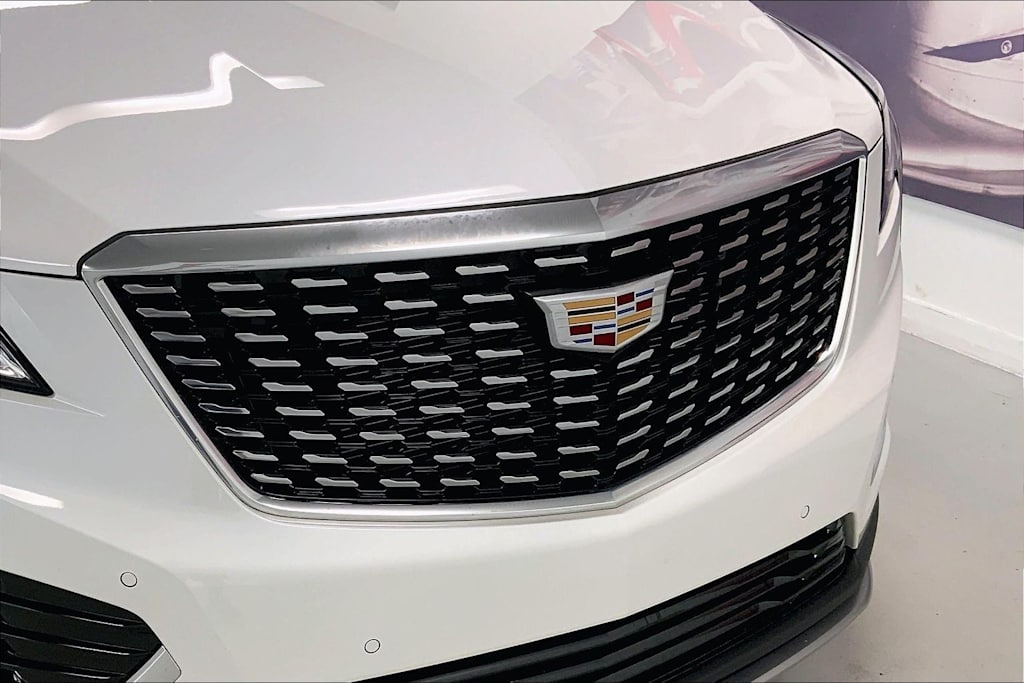 Thumbnail: 2023 Cadillac XT5 - 30