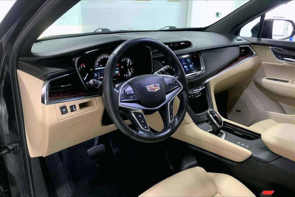 Thumbnail: 2019 Cadillac XT5 - 2