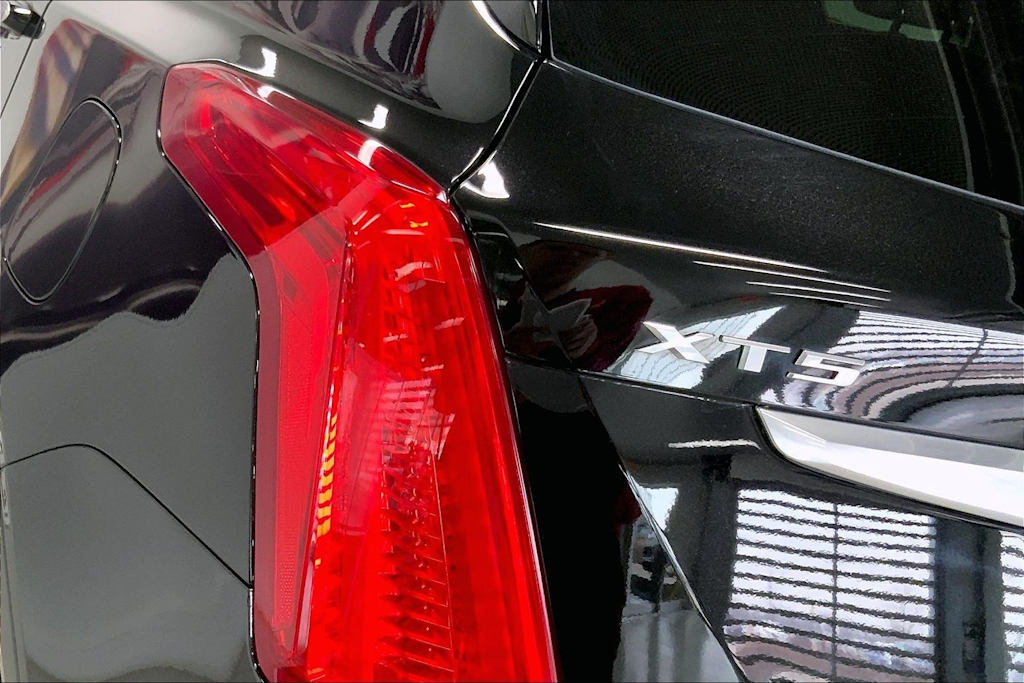 Thumbnail: 2019 Cadillac XT5 - 29