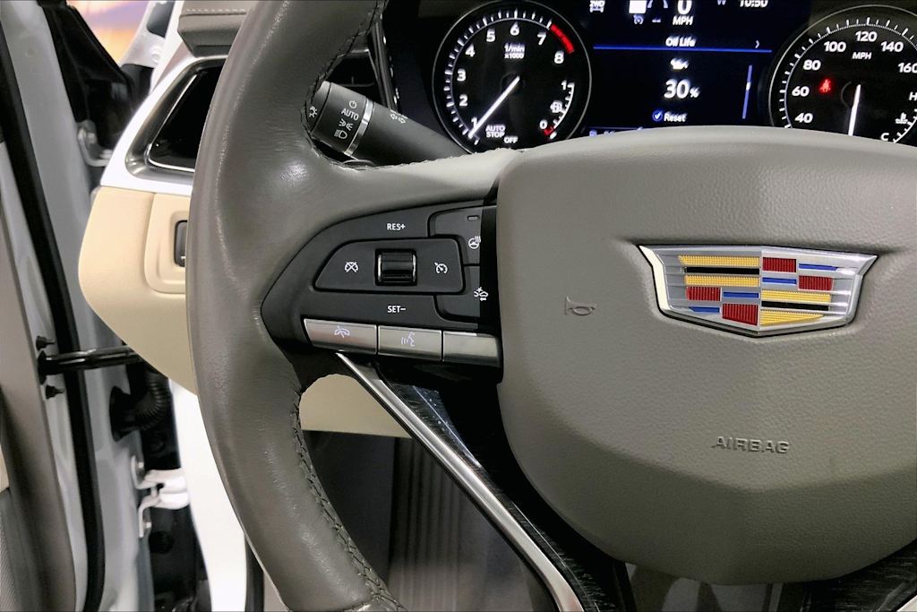 Thumbnail: 2023 Cadillac XT6 - 23
