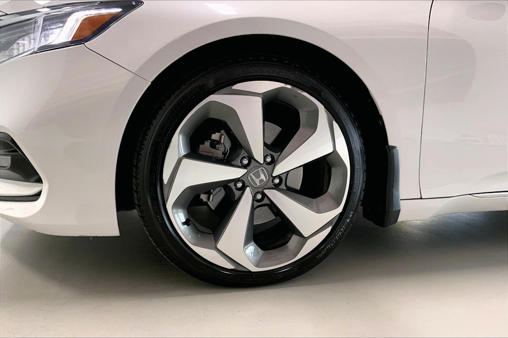 Thumbnail: 2020 Honda Accord - 8
